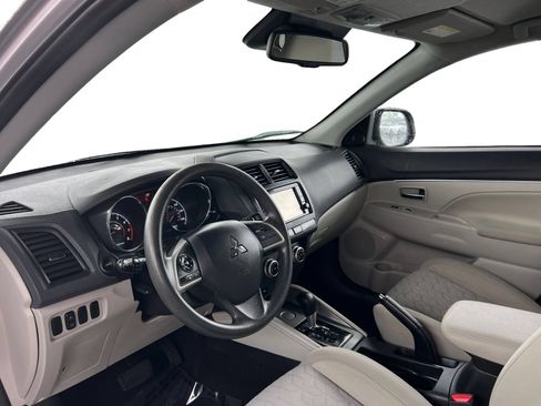 Used 2021 Mitsubishi Outlander Sport LE FWD image 9