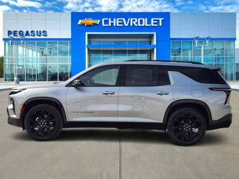 New 2026 Chevrolet Traverse RS image 3