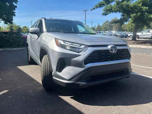 Used 2023 Toyota RAV4 XLE w/ Convenience Package AWD/4WD image 4