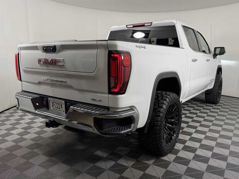 Used 2025 GMC Sierra 1500 SLT AWD/4WD image 6