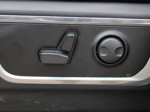 Used 2023 RAM 1500 Laramie image 15