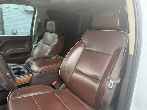 Used 2015 Chevrolet Silverado 2500 High Country w/ Duramax Plus Package AWD/4WD image 34