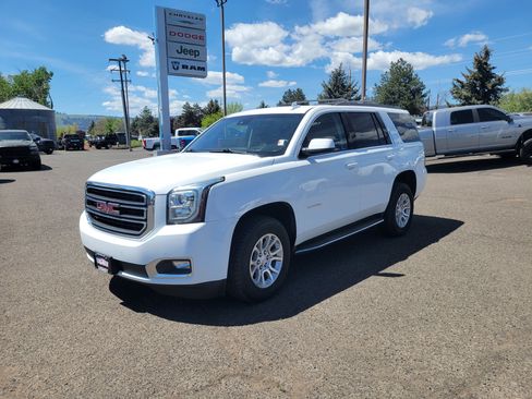 Used 2017 GMC Yukon SLT AWD/4WD image 15