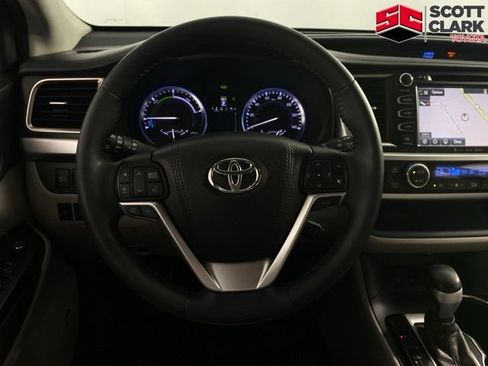 Used 2016 Toyota Highlander Limited Platinum AWD/4WD image 20