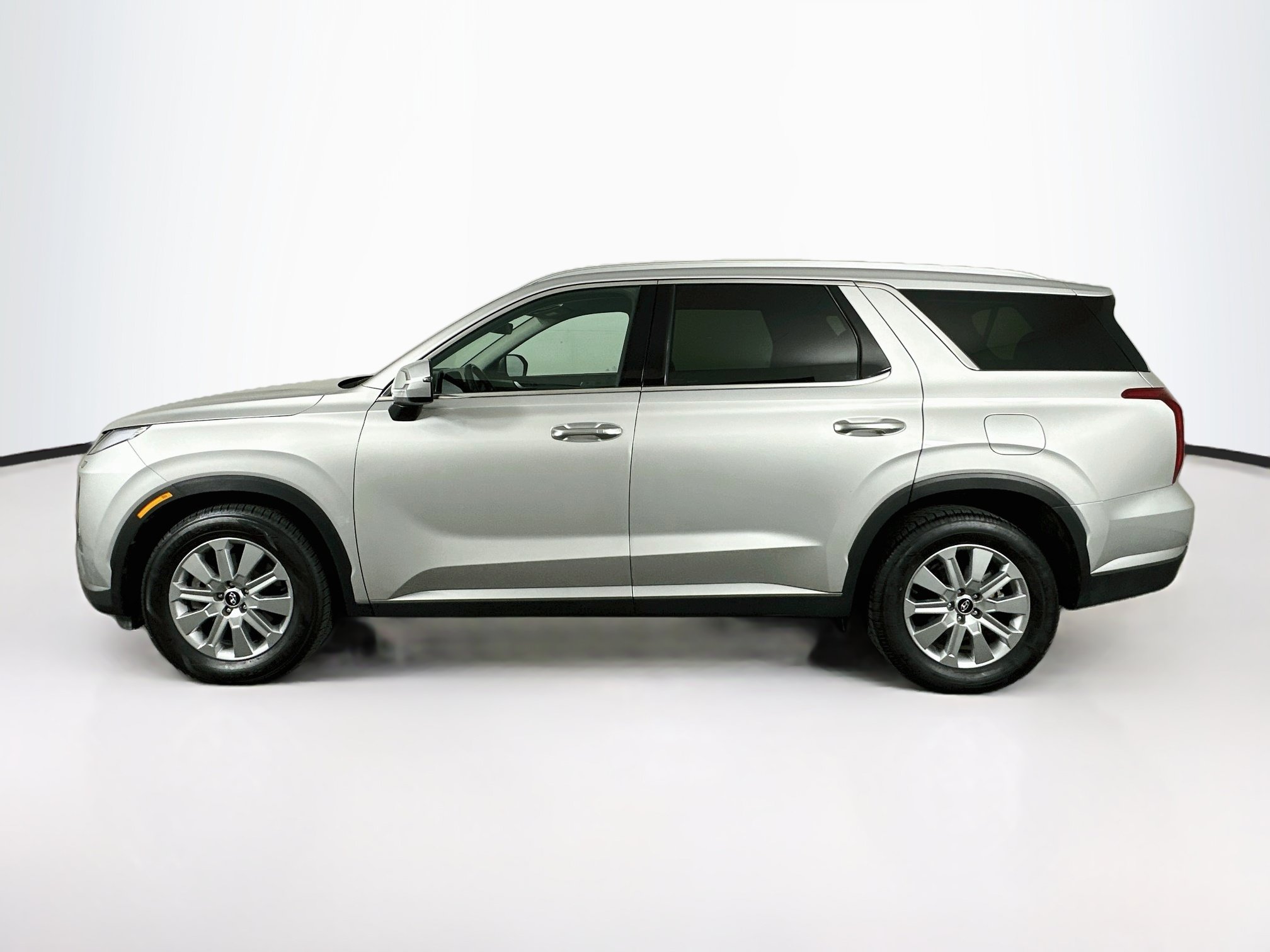 Used 2025 Hyundai Palisade SEL FWD image 4