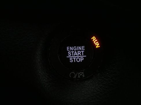 Used 2022 Jeep Cherokee Limited image 24