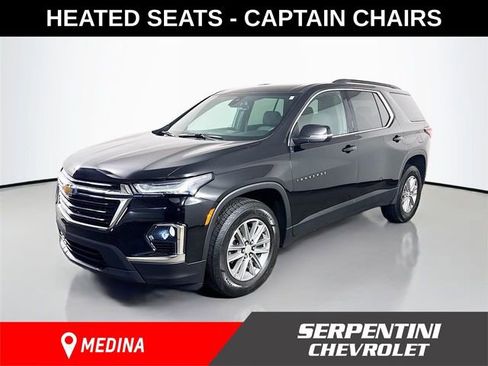 Used 2023 Chevrolet Traverse LT image 1