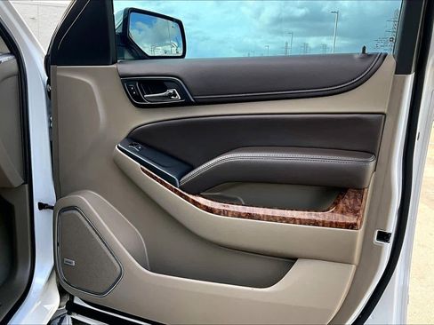 Used 2016 Chevrolet Tahoe LTZ RWD image 20