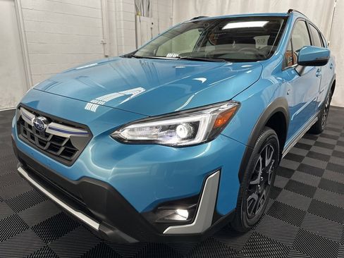 Used 2022 Subaru Crosstrek Hybrid w/ Moonroof Package w/Navigation image 2