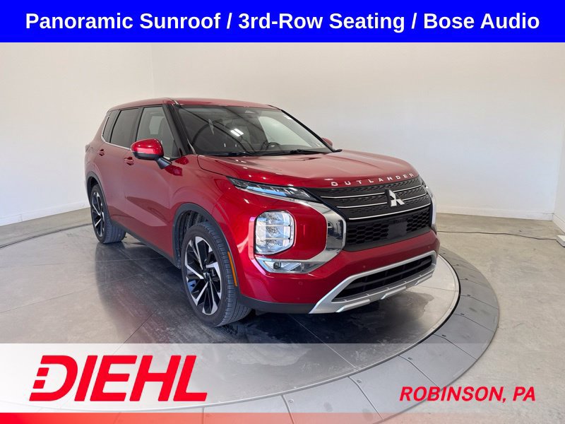 Used 2024 Mitsubishi Outlander SE AWD/4WD image 1