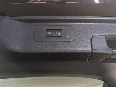 Used 2025 Toyota Grand Highlander AWD image 43