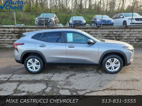 Used 2024 Chevrolet Trax LS FWD image 6