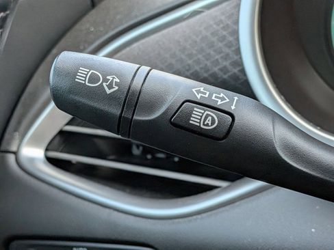 Used 2024 Chevrolet Malibu RS FWD image 8