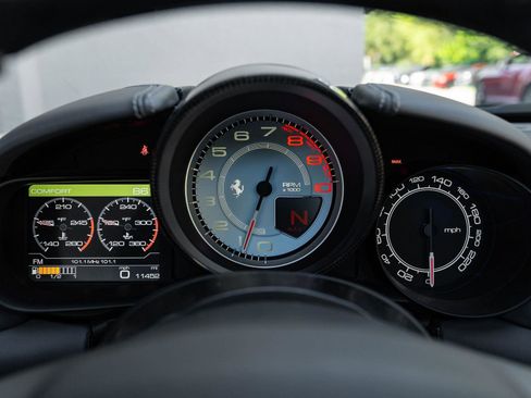 Used 2015 Ferrari California T image 45