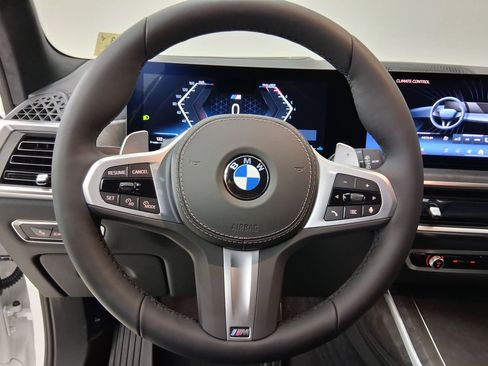 New 2026 BMW X7 xDrive40i w/ M Sport Package image 15
