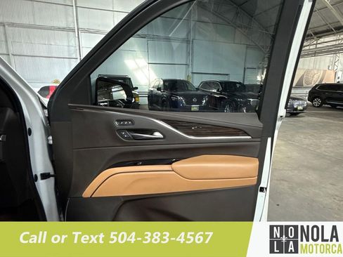 Used 2021 Cadillac Escalade ESV Sport w/ Heavy-Duty Trailer Package image 29