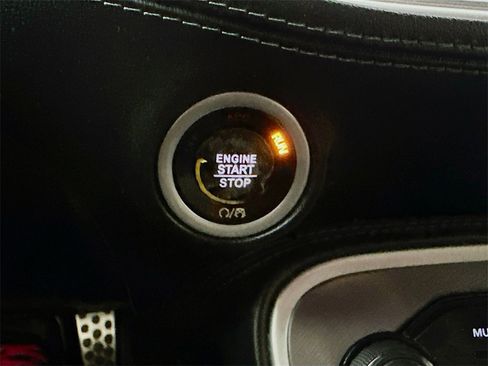 Used 2021 Dodge Challenger R/T Scat Pack w/ Plus Package image 27