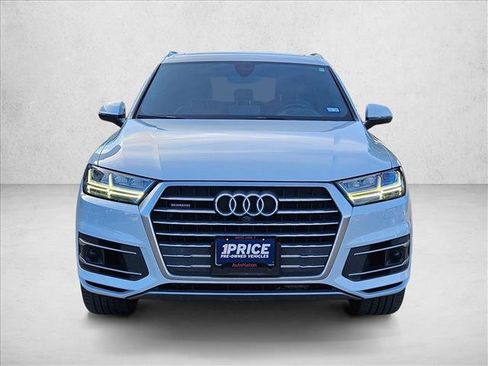 Used 2018 Audi Q7 3.0T Prestige image 2
