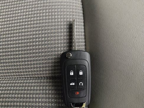 Used 2017 Buick Verano Sport Touring FWD image 32