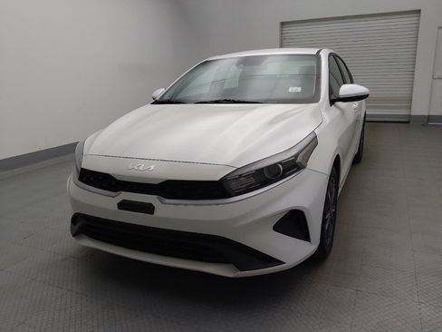 Used 2024 Kia Forte LXS image 15