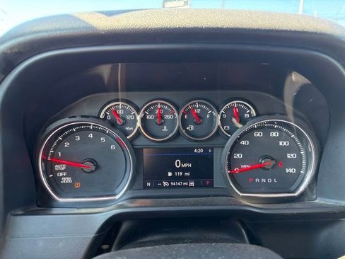 Used 2019 Chevrolet Silverado 1500 RST AWD/4WD image 22