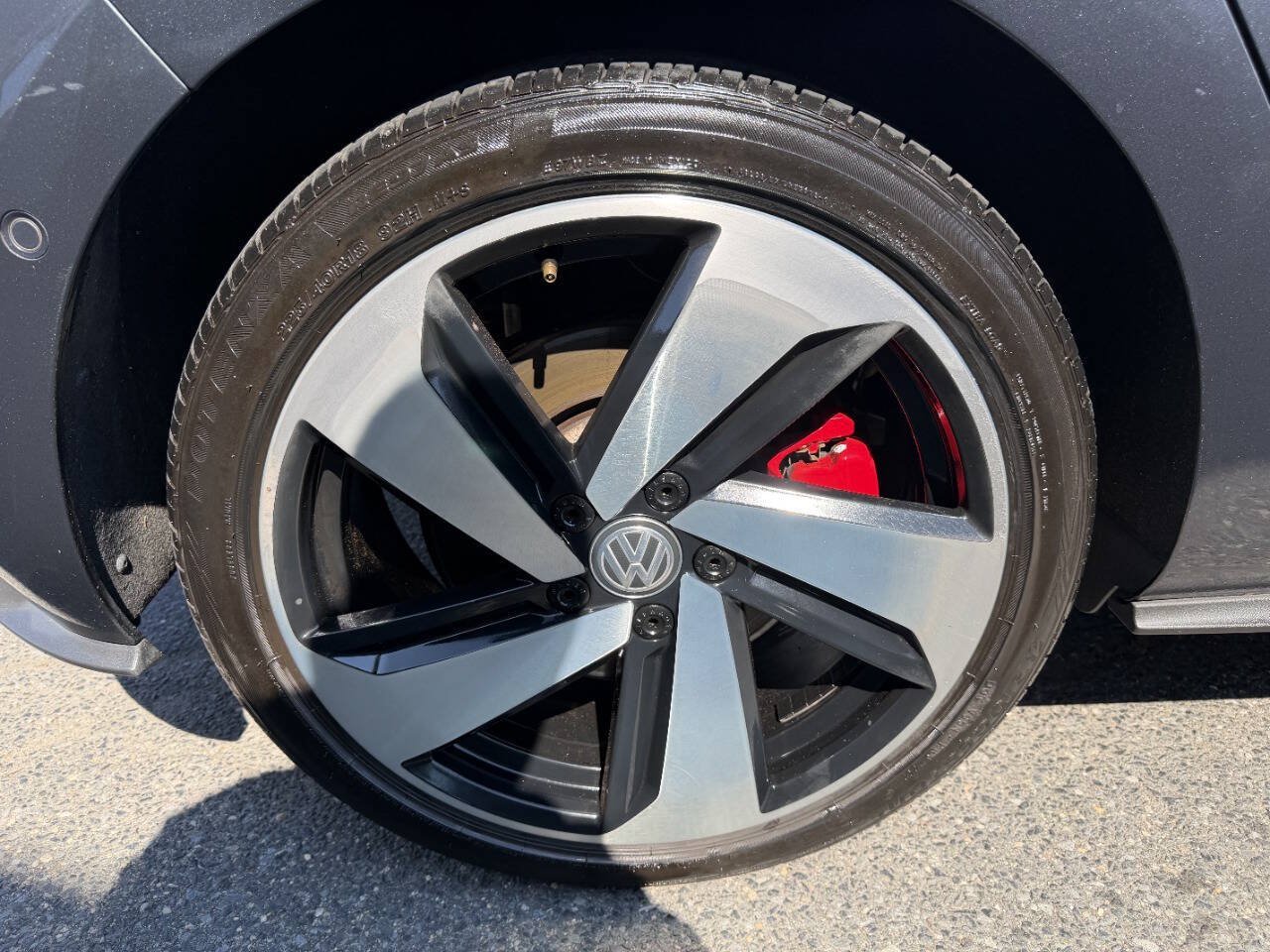 Used 2019 Volkswagen GTI Autobahn FWD image 12