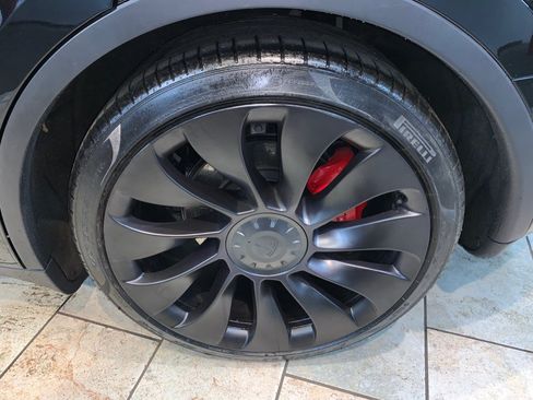 Used 2021 Tesla Model Y Performance AWD/4WD image 16