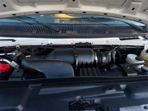 Used 2013 Ford E-350 and Econoline 350 XLT image 40