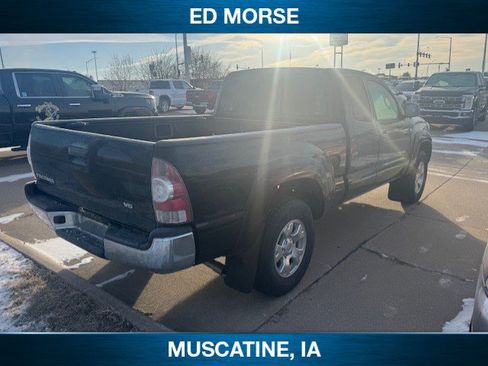 Used 2011 Toyota Tacoma PreRunner image 4