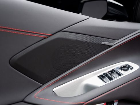 Used 2025 Chevrolet Corvette Stingray Convertible w/ 1LT image 56