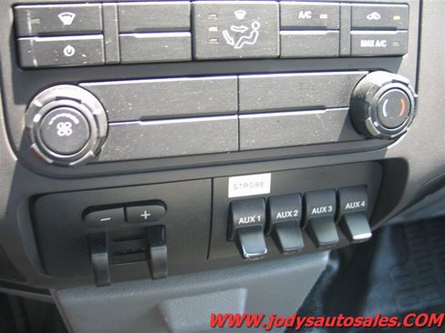 Used 2015 Ford F250 XL AWD/4WD image 10