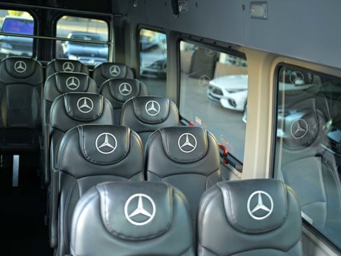 Used 2016 Mercedes-Benz Sprinter 3500 w/ High Idle Fixed Package image 17