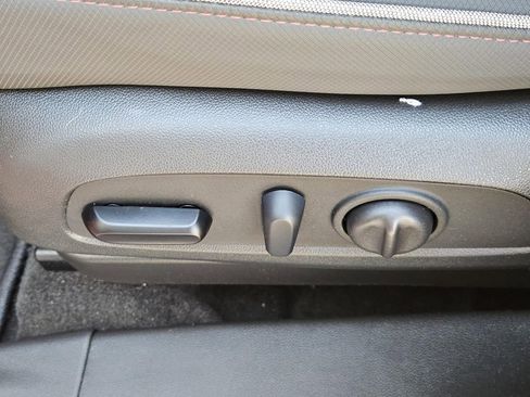 Used 2023 Chevrolet TrailBlazer RS w/ Convenience Package image 26