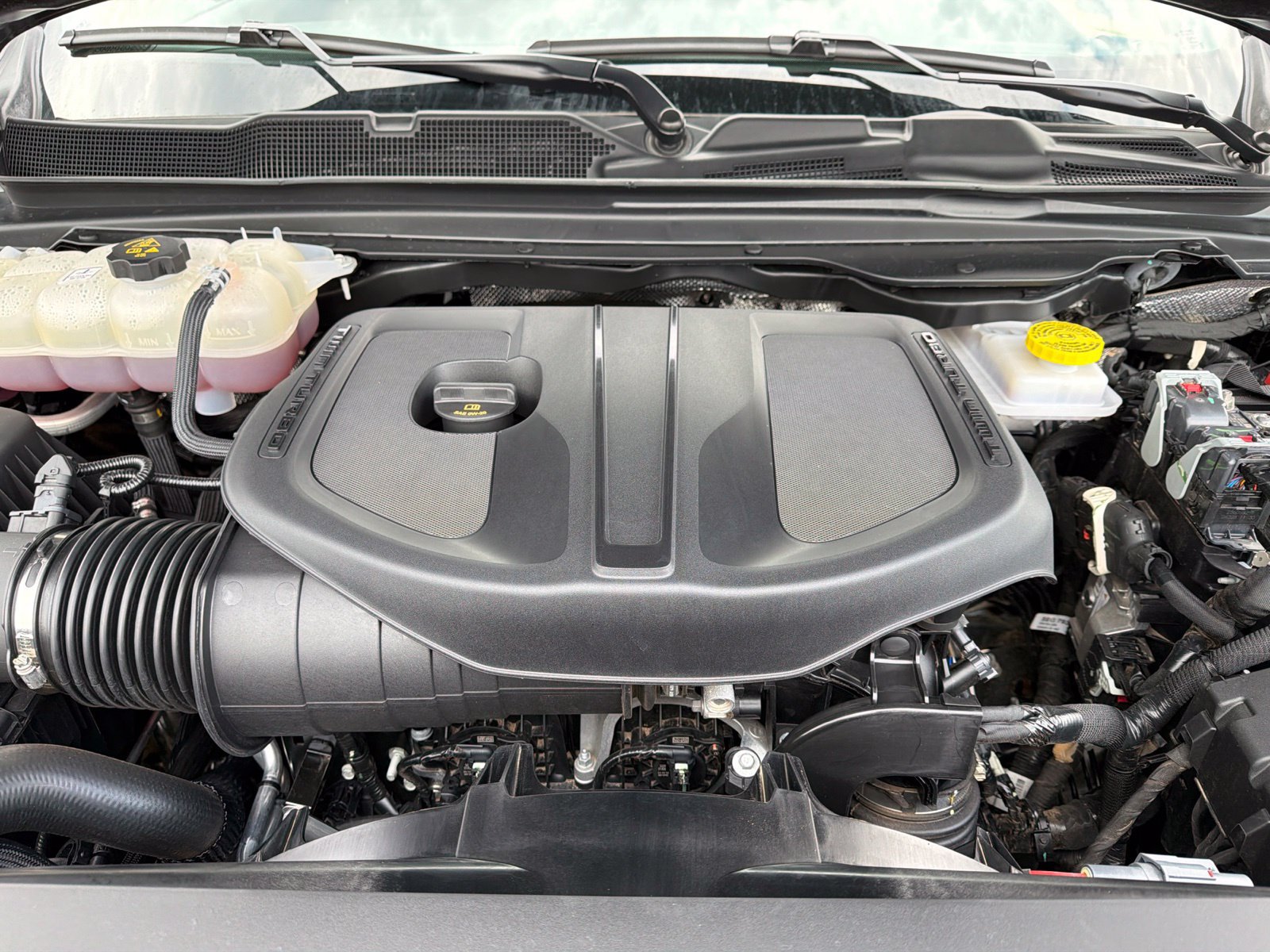 Used 2025 RAM 1500 Tradesman AWD/4WD image 11