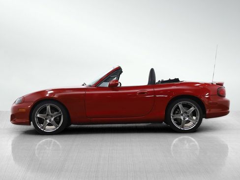 Used 2005 MAZDA MX-5 Miata MAZDASPEED image 3