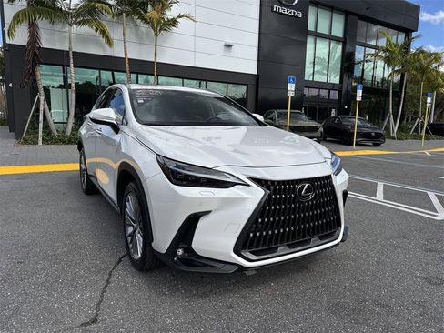 Used 2022 Lexus NX 350 AWD w/ Luxury Package image 8