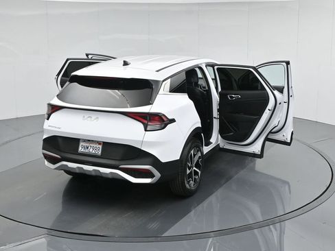 Used 2024 Kia Sportage EX image 37