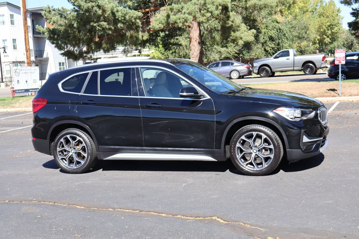 Used 2021 BMW X1 xDrive28i w/ Convenience Package AWD/4WD image 2
