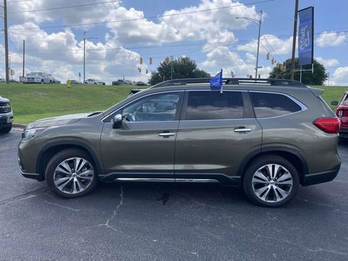 Used 2022 Subaru Ascent Touring AWD/4WD image 6