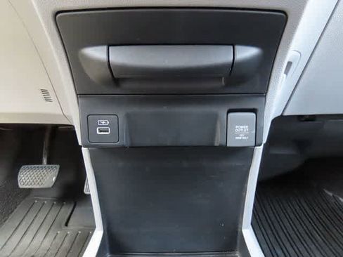Used 2022 Honda Odyssey EX image 22