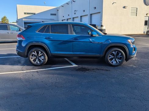 New 2026 Volkswagen Atlas Cross Sport SE image 4