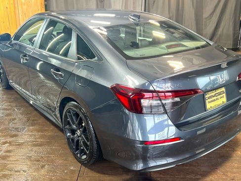 Used 2025 Honda Civic Sport image 3