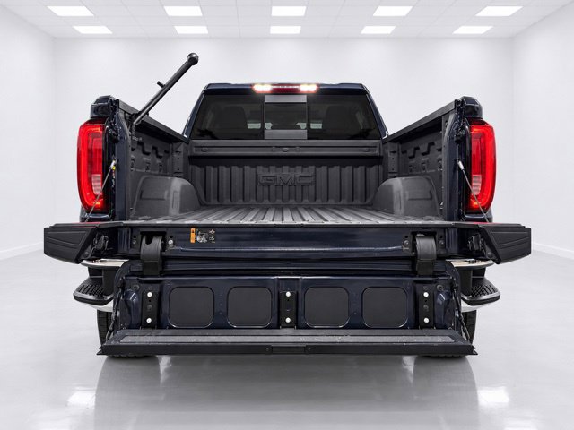Used 2023 GMC Sierra 1500 SLT w/ SLT Premium Plus Package AWD/4WD image 13