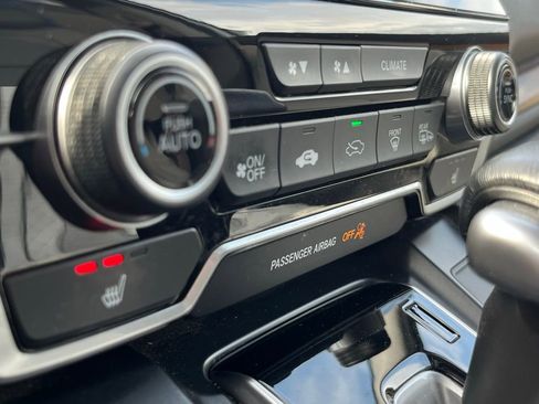 Used 2020 Honda CR-V EX-L image 10