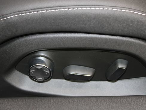 New 2026 Chevrolet Corvette Z06 w/ Stealth Interior Trim Package RWD image 17