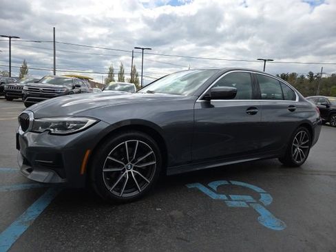 Used 2020 BMW 330i xDrive Sedan w/ Premium Package AWD/4WD image 6