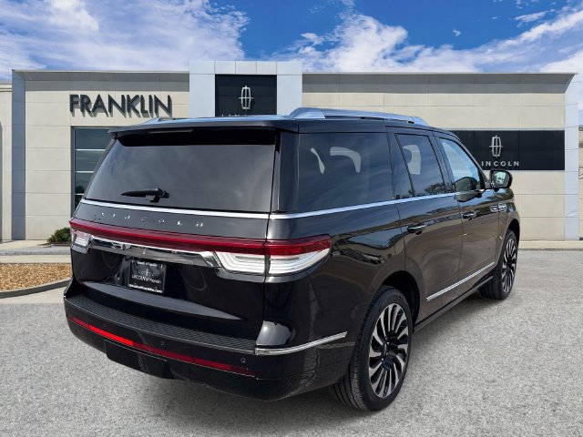 Certified 2024 Lincoln Navigator Black Label AWD/4WD image 7