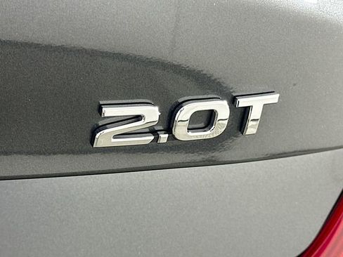 Used 2021 Genesis G70 2.0T image 29