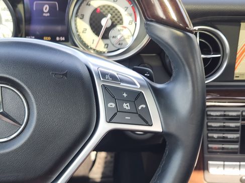 Used 2014 Mercedes-Benz SLK 350 image 14