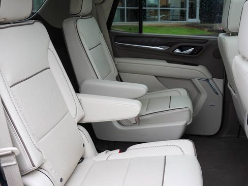 Used 2024 GMC Yukon Denali w/ Max Trailering Package AWD/4WD image 15